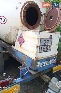 Газовоз ППЦ 12 2002 в 