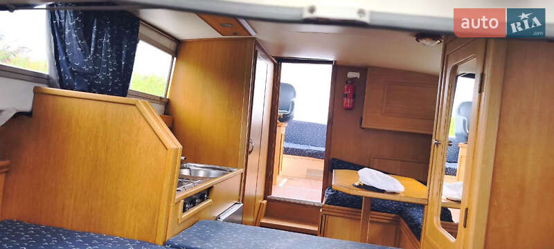 Катер Princess 25 1982 в Новояворівську