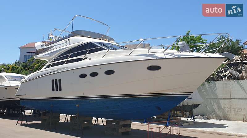 Моторна яхта Princess 50 2009 в Одесі фото Моторна яхта Princess 50 2009 в Одесі
