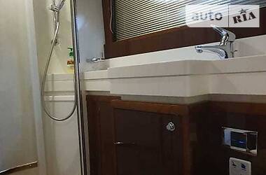 Моторная яхта Princess Flybridge 2009 в 