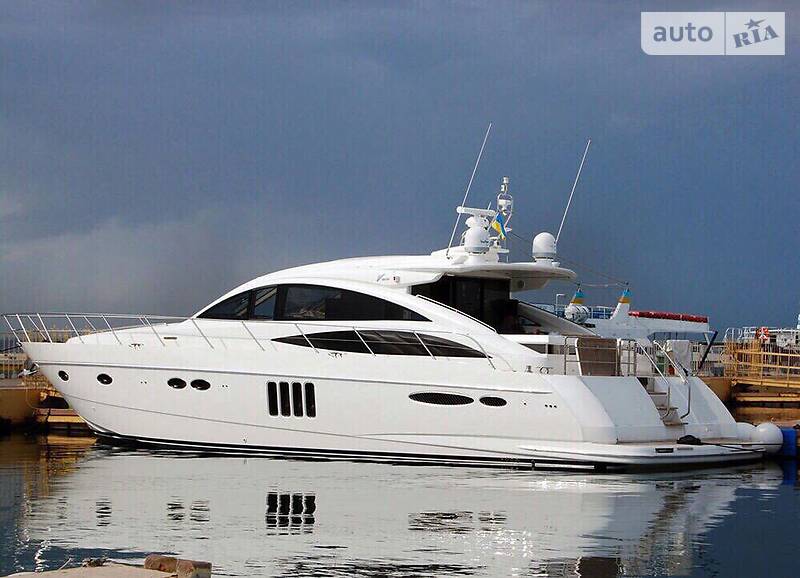 Моторная яхта Princess V65 2008 в Киеве