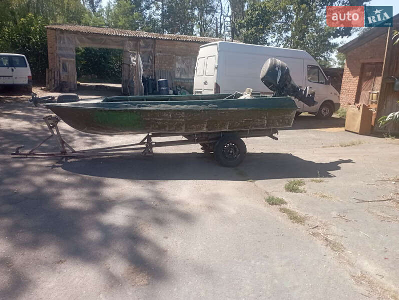 Катер Привет 22 2010 в Иванкове