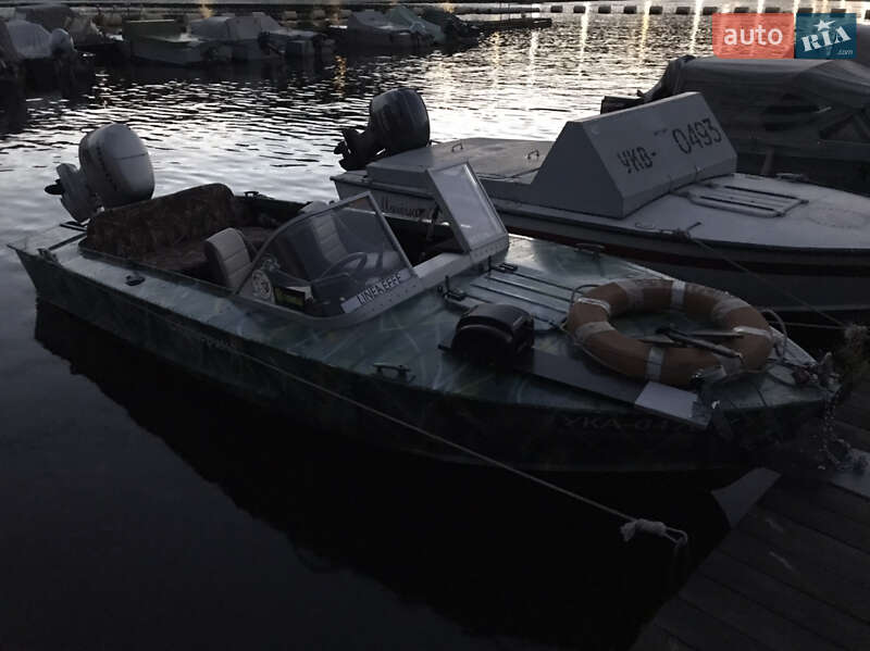 Катер Прогресс 2 1987 в Киеве