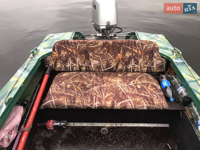 Катер Прогресс 2 1987 в Киеве