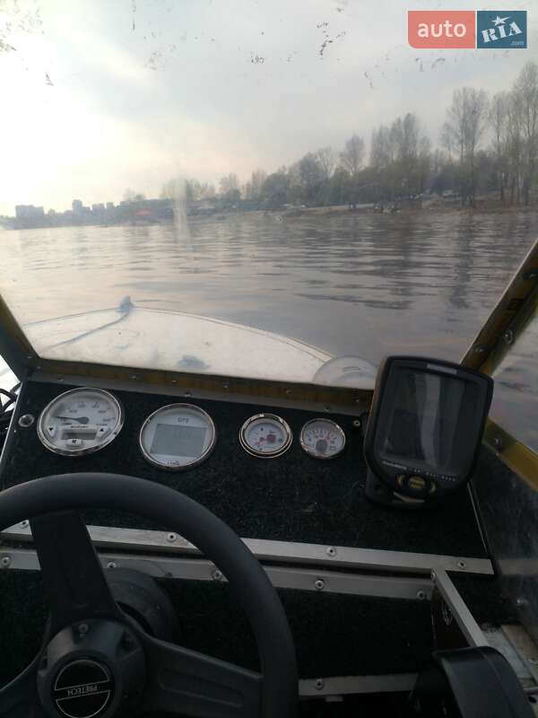 Лодка Прогресс 2 1982 в Киеве фото 4 Лодка Прогресс 2 1982 в Киеве