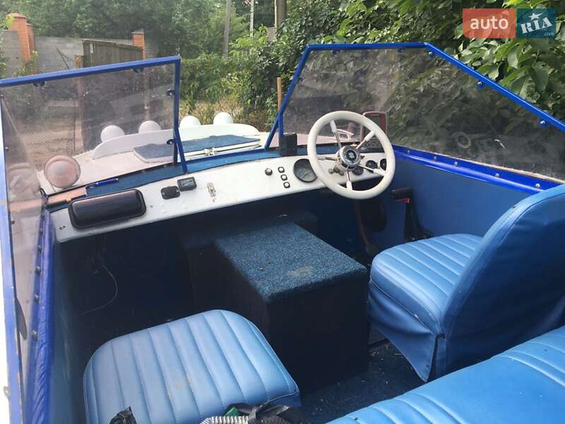 Лодка Прогресс 2М 1990 в Белой Церкви