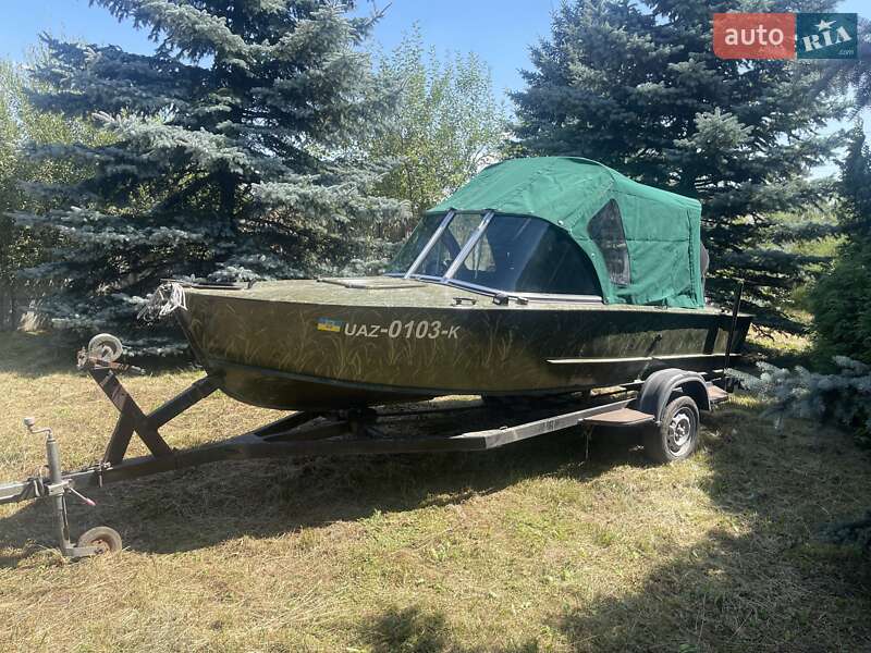 Човен Прогресс 2М 1977 в Івано-Франківську