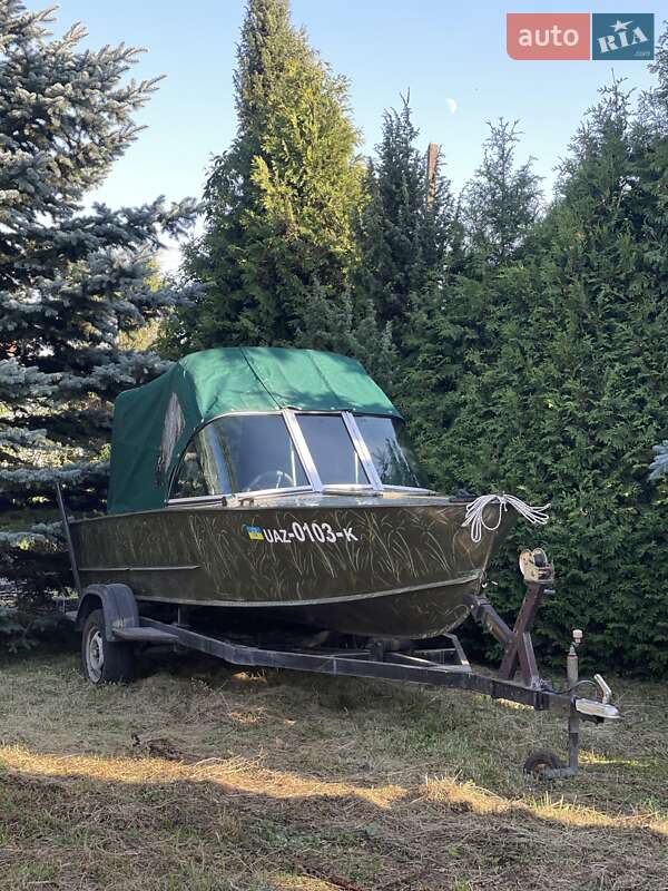 Човен Прогресс 2М 1977 в Івано-Франківську