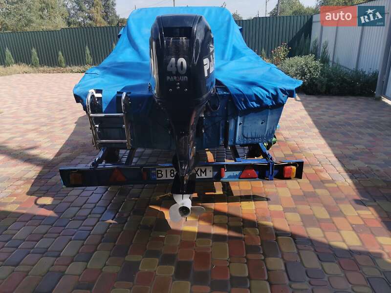 Катер Прогресс 2М 1979 в Полтаві