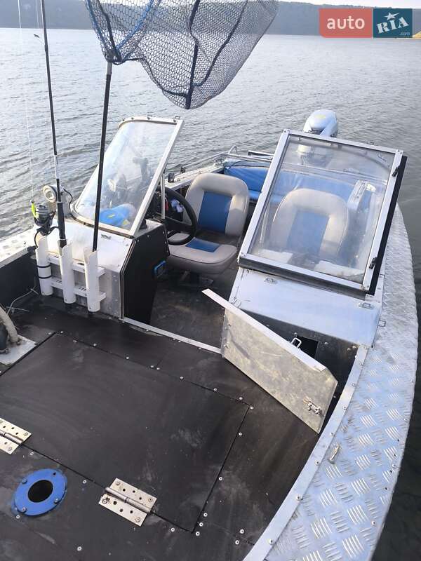 Човен Прогресс 2М 1990 в Вінниці