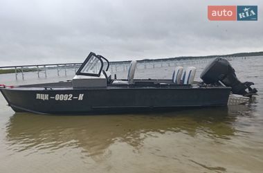Катер Прогресс 2М 2020 в Луцке