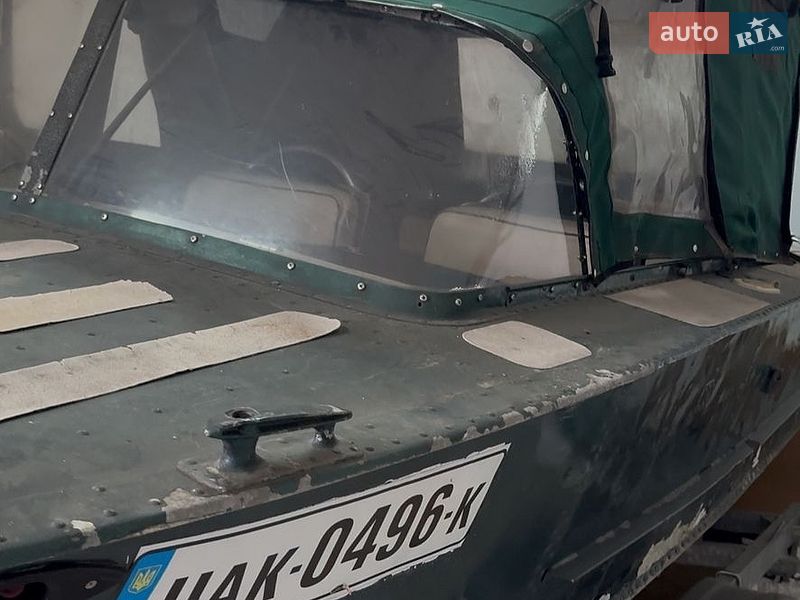 Човен Прогресс 2М 1979 в Запоріжжі