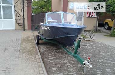 Лодка Прогресс 4 1991 в Переяславе
