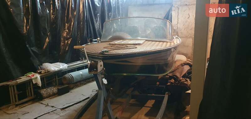 Лодка Прогресс 4 2014 в Херсоне