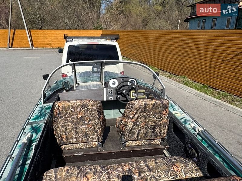 Катер Прогресс Прогресс 2023 в Чернігові