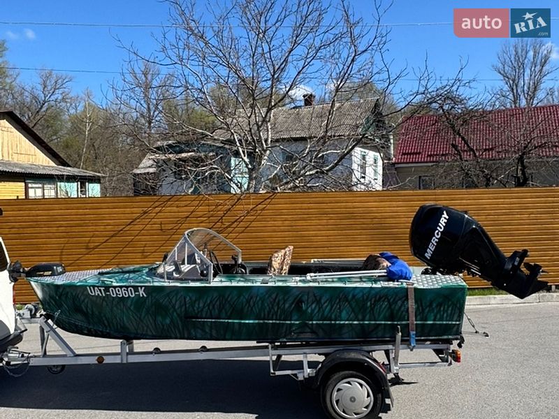 Катер Прогресс Прогресс 2023 в Чернігові
