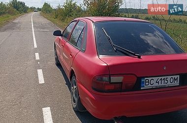 Седан Proton 415 1995 в Самборе