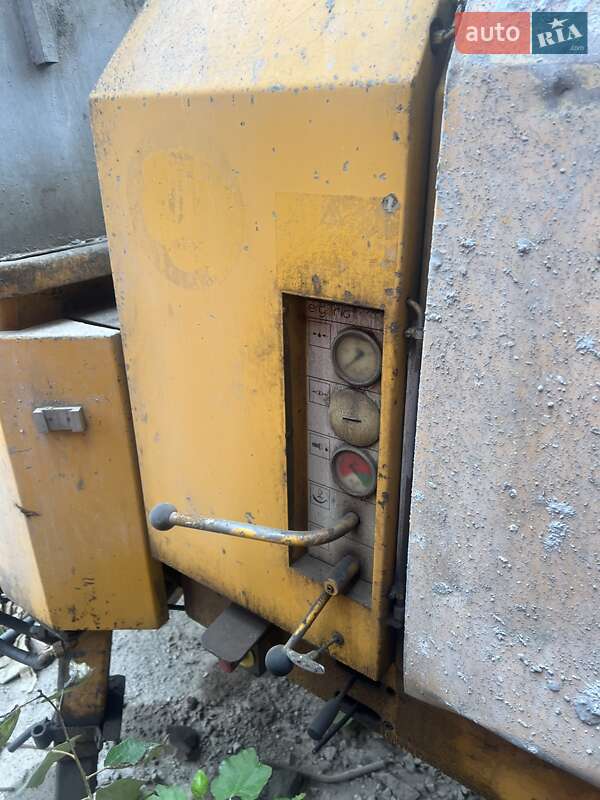 Бетононасос Putzmeister BSA 2004 в Киеве