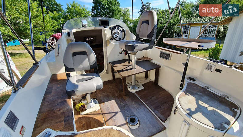 Катер Quicksilver Activ 510 Cabin 2013 в Киеве
