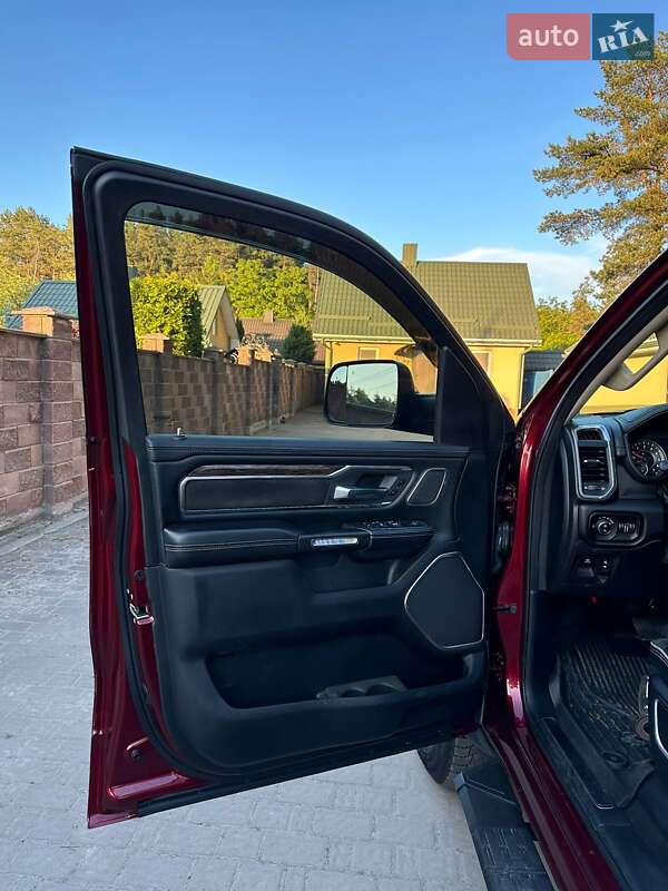 Пикап Ram 1500 2019 в Луцке