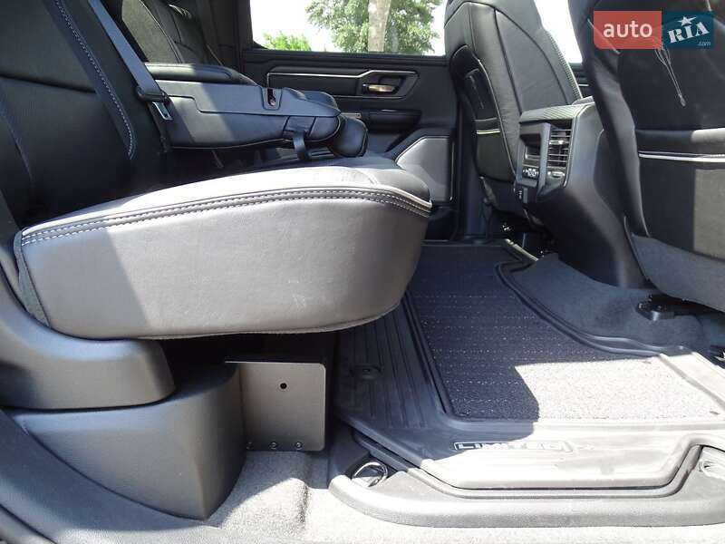 Пикап Ram 1500 2022 в Черновцах