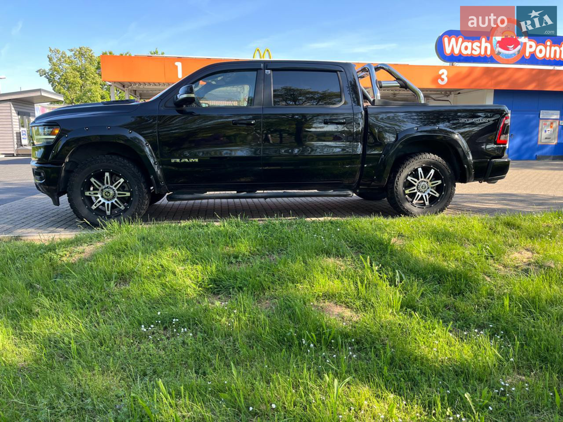 2019 RAM 1500 - мініатюра 21