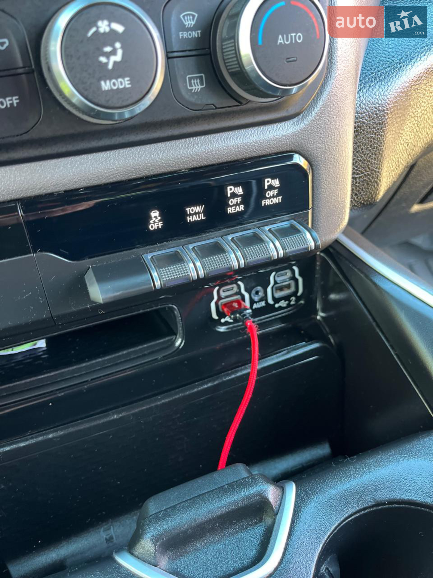 2019 RAM 1500 - мініатюра 39