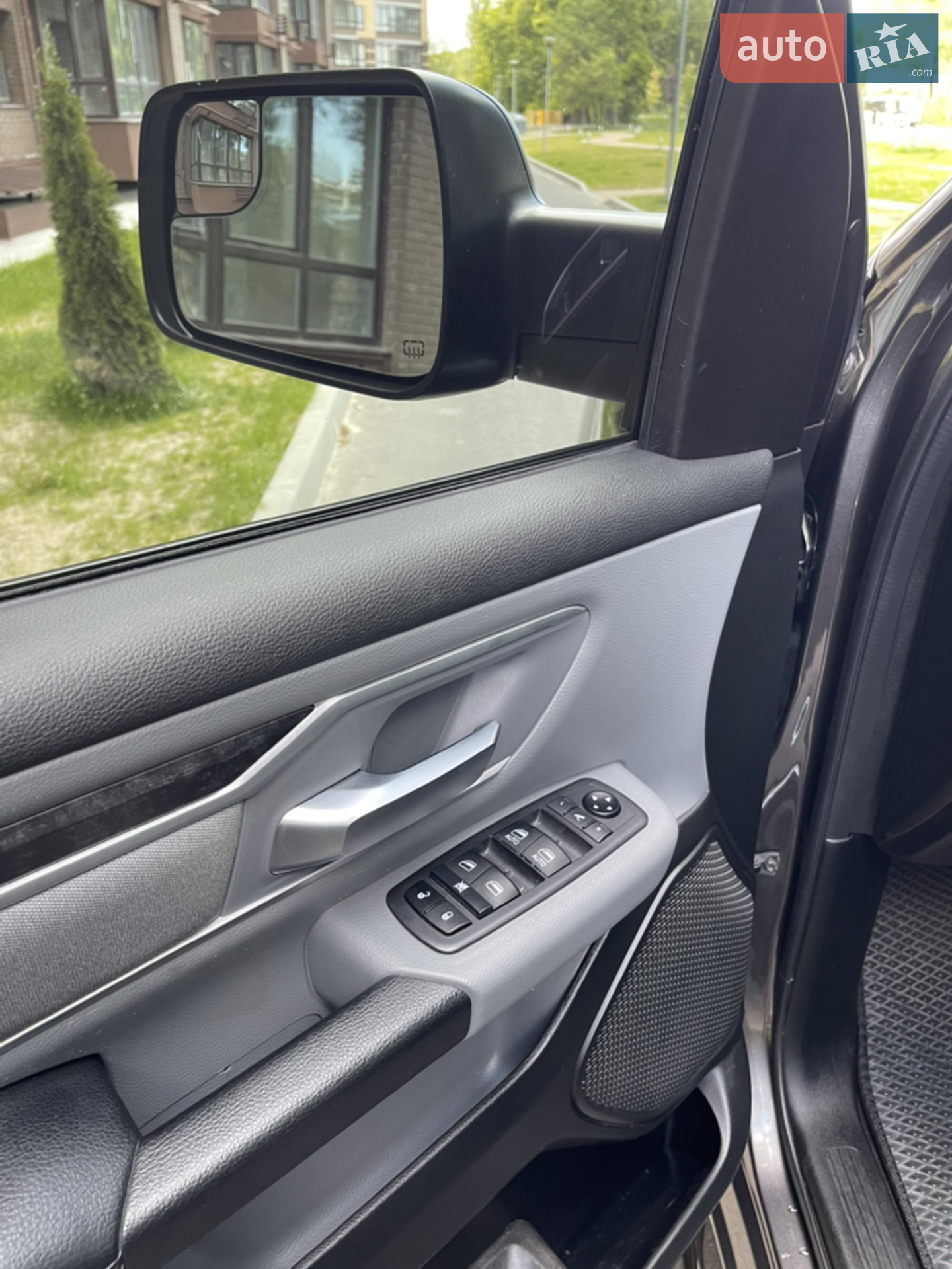2019 RAM 1500 - мініатюра 60