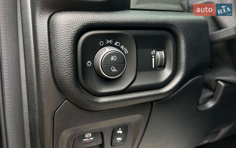 Пикап Ram 1500 2019 в Львове