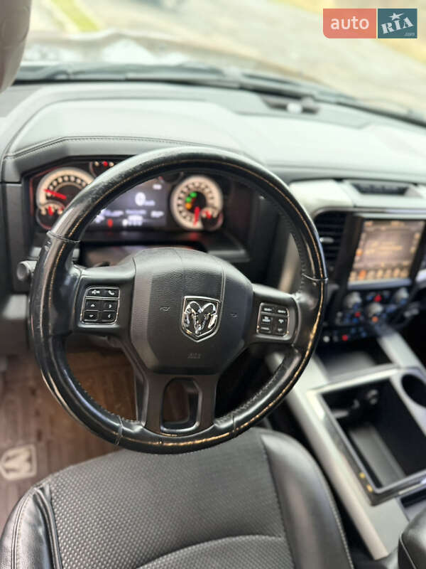 Пикап Ram 1500 2016 в Луцке