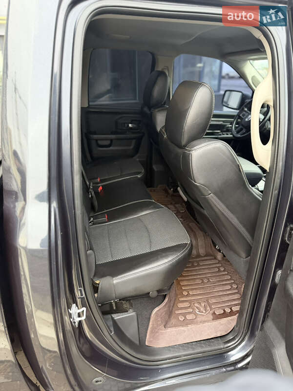 Пикап Ram 1500 2016 в Луцке