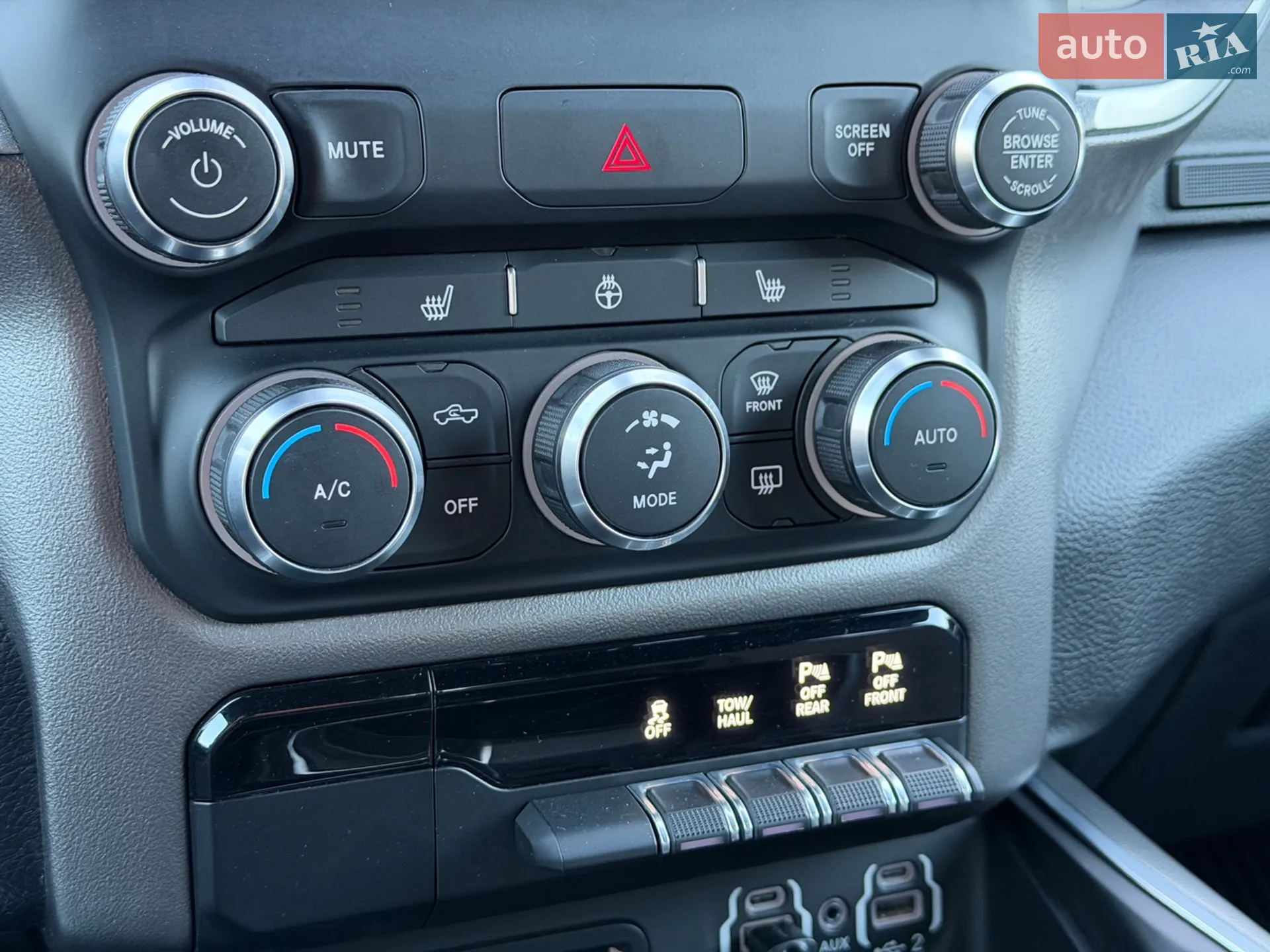 2019 RAM 1500 - мініатюра 28