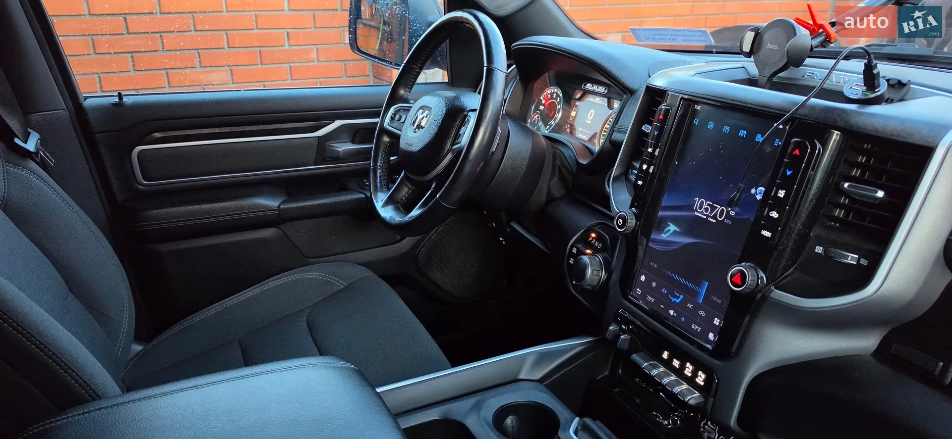 2022 RAM 1500 - мініатюра 15