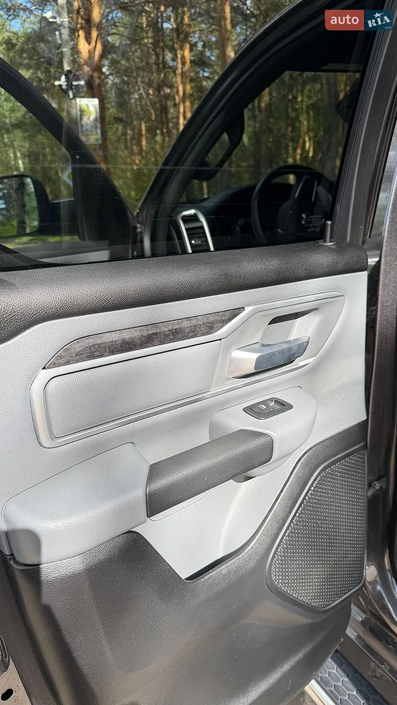 2021 RAM 1500 - мініатюра 17