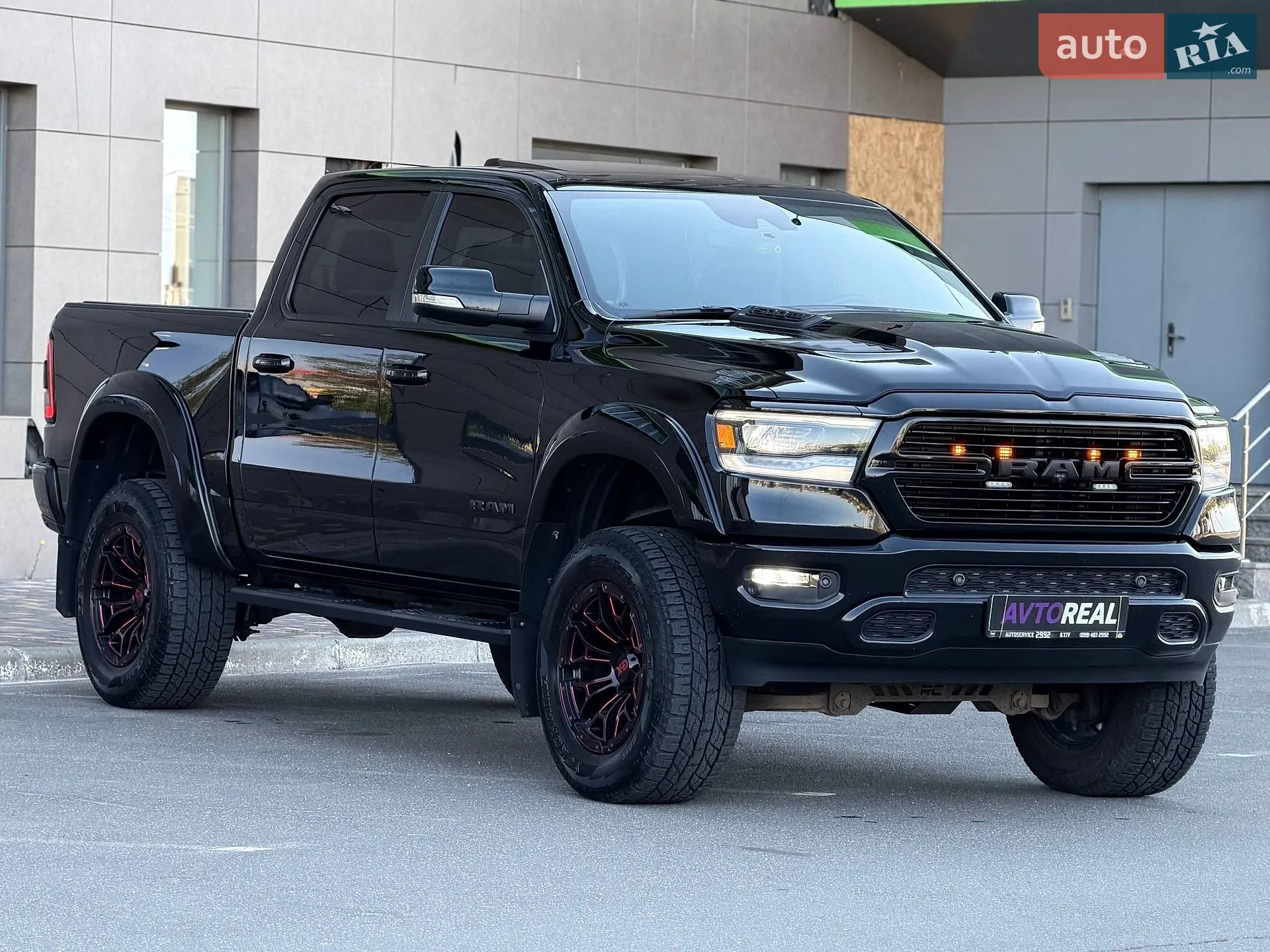 2019 RAM 1500 - мініатюра 5