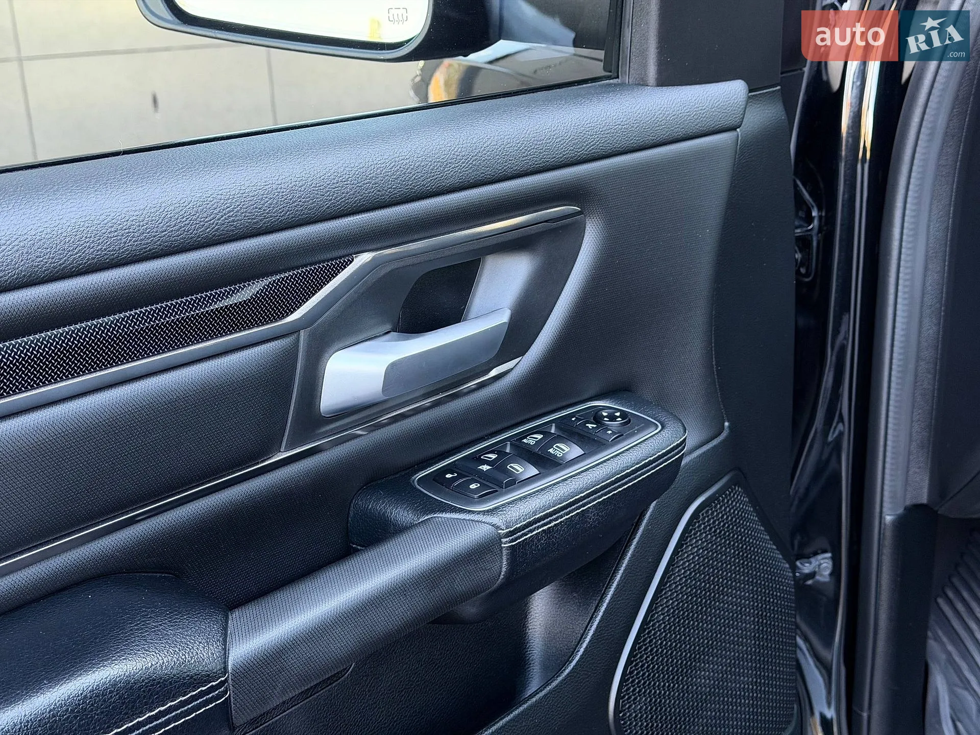 2019 RAM 1500 - мініатюра 43