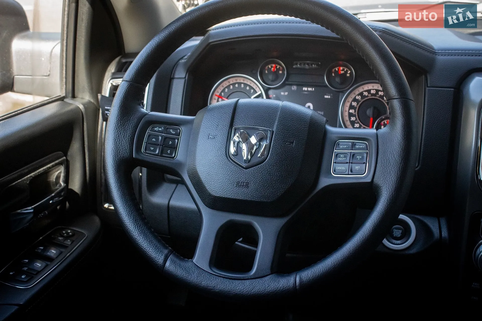 2018 RAM 1500 - мініатюра 17