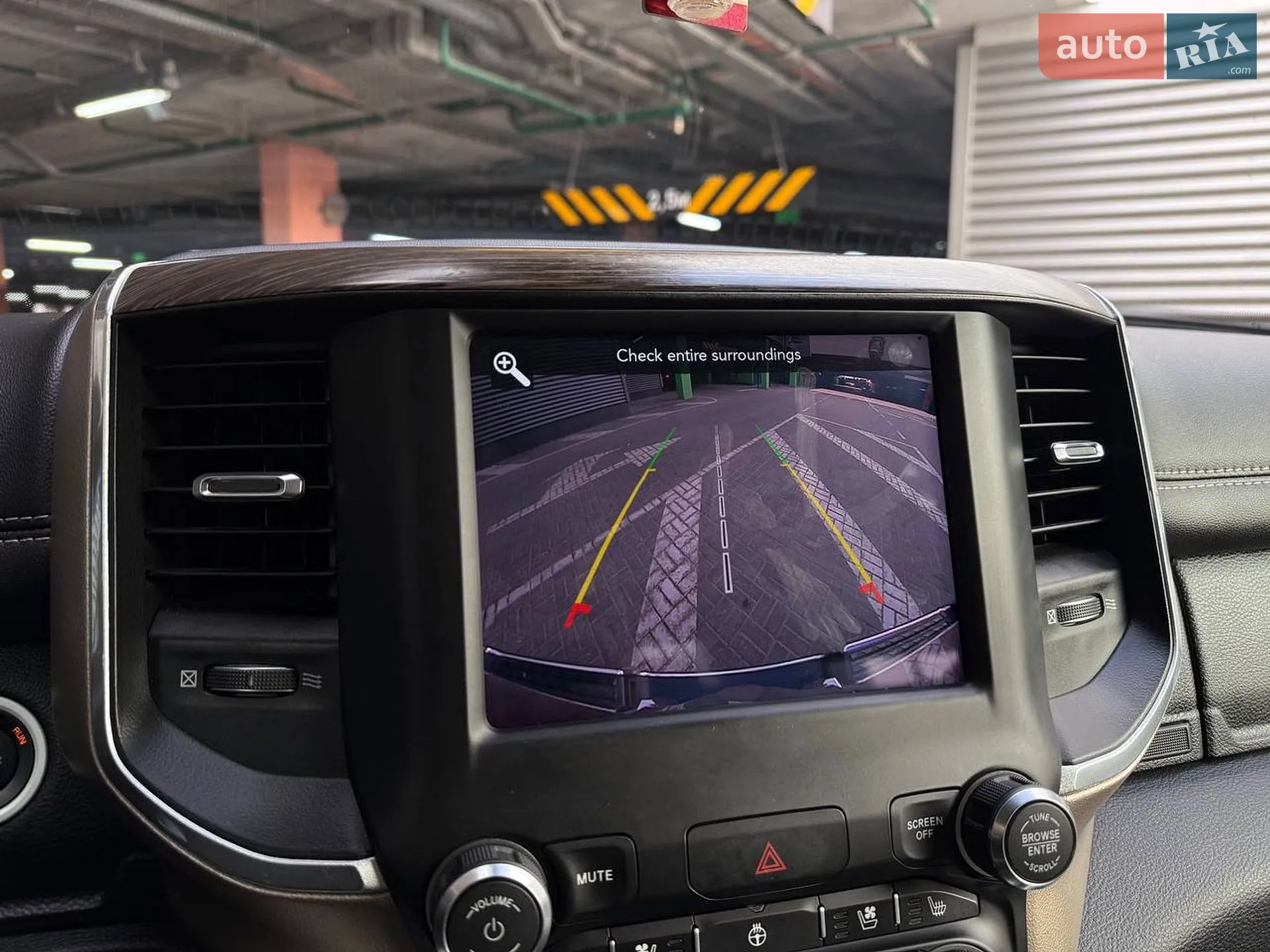 2019 RAM 1500 - мініатюра 22
