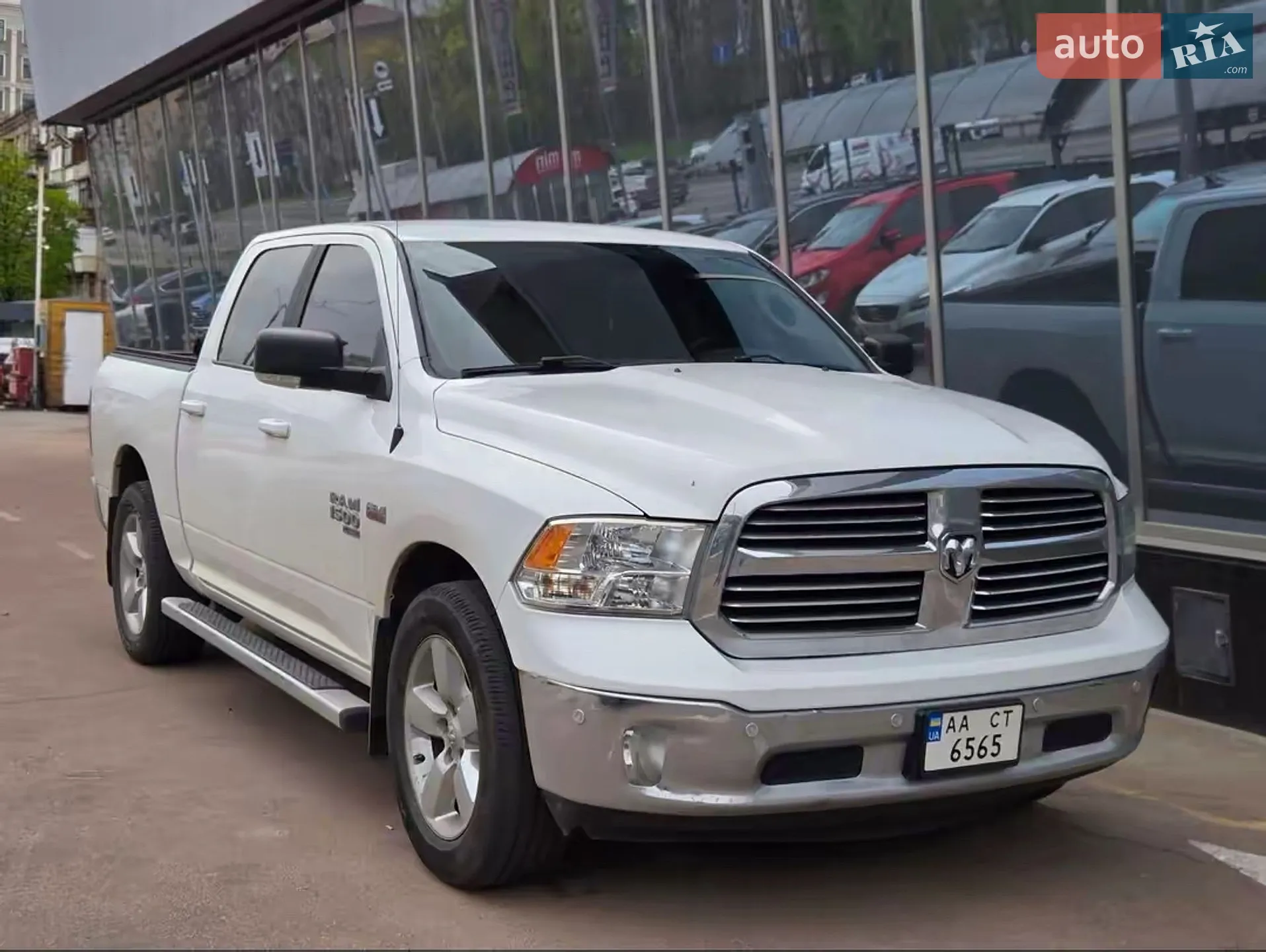2019 RAM 1500 - мініатюра 2