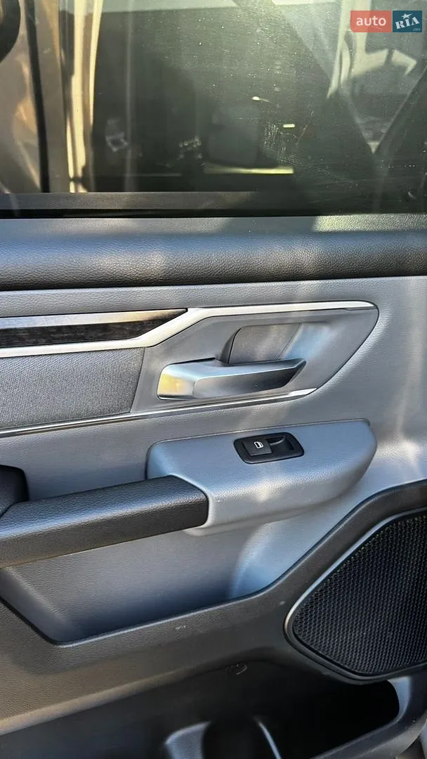 2022 RAM 1500 - мініатюра 32