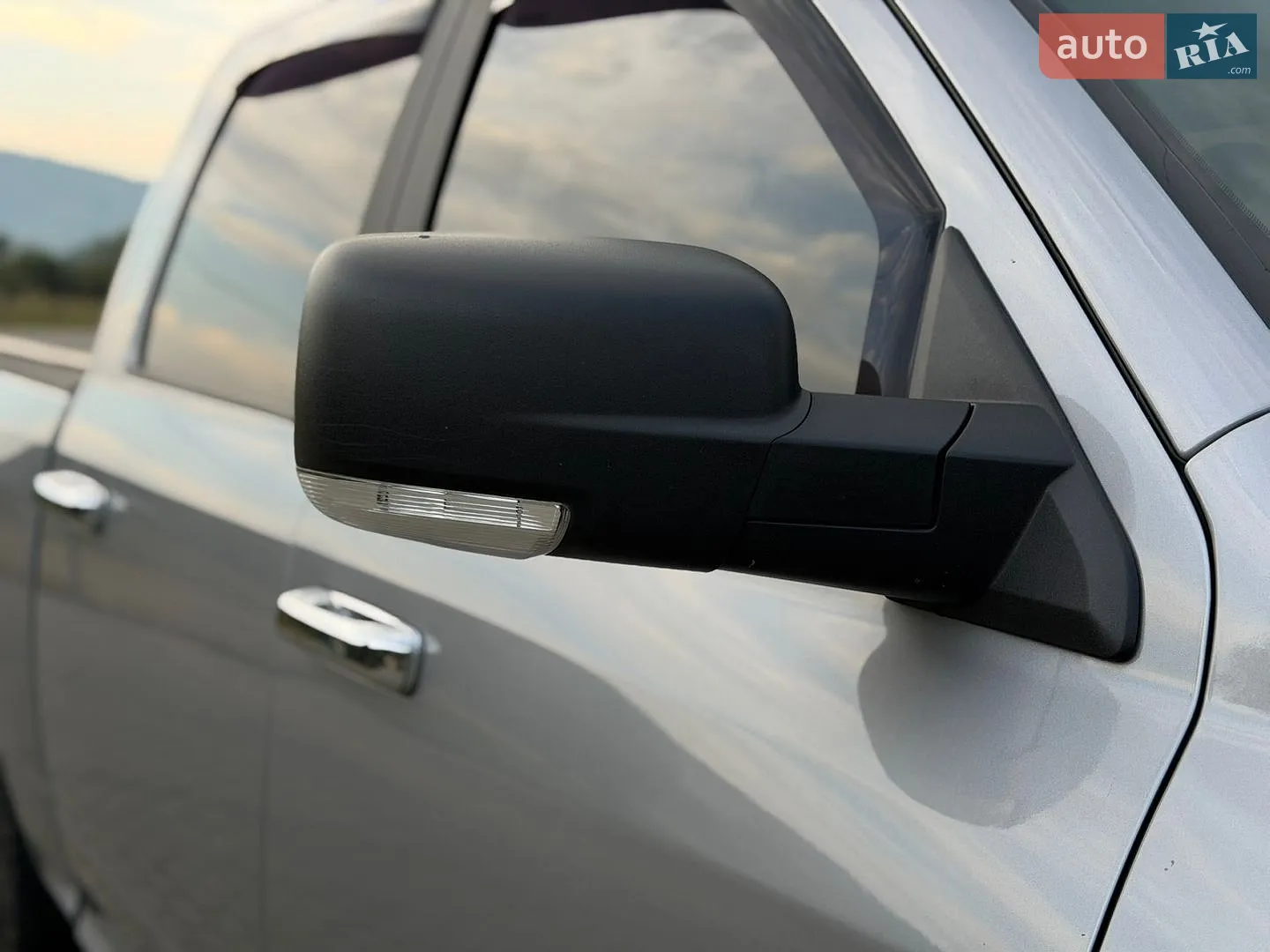 2019 RAM 1500 - мініатюра 28