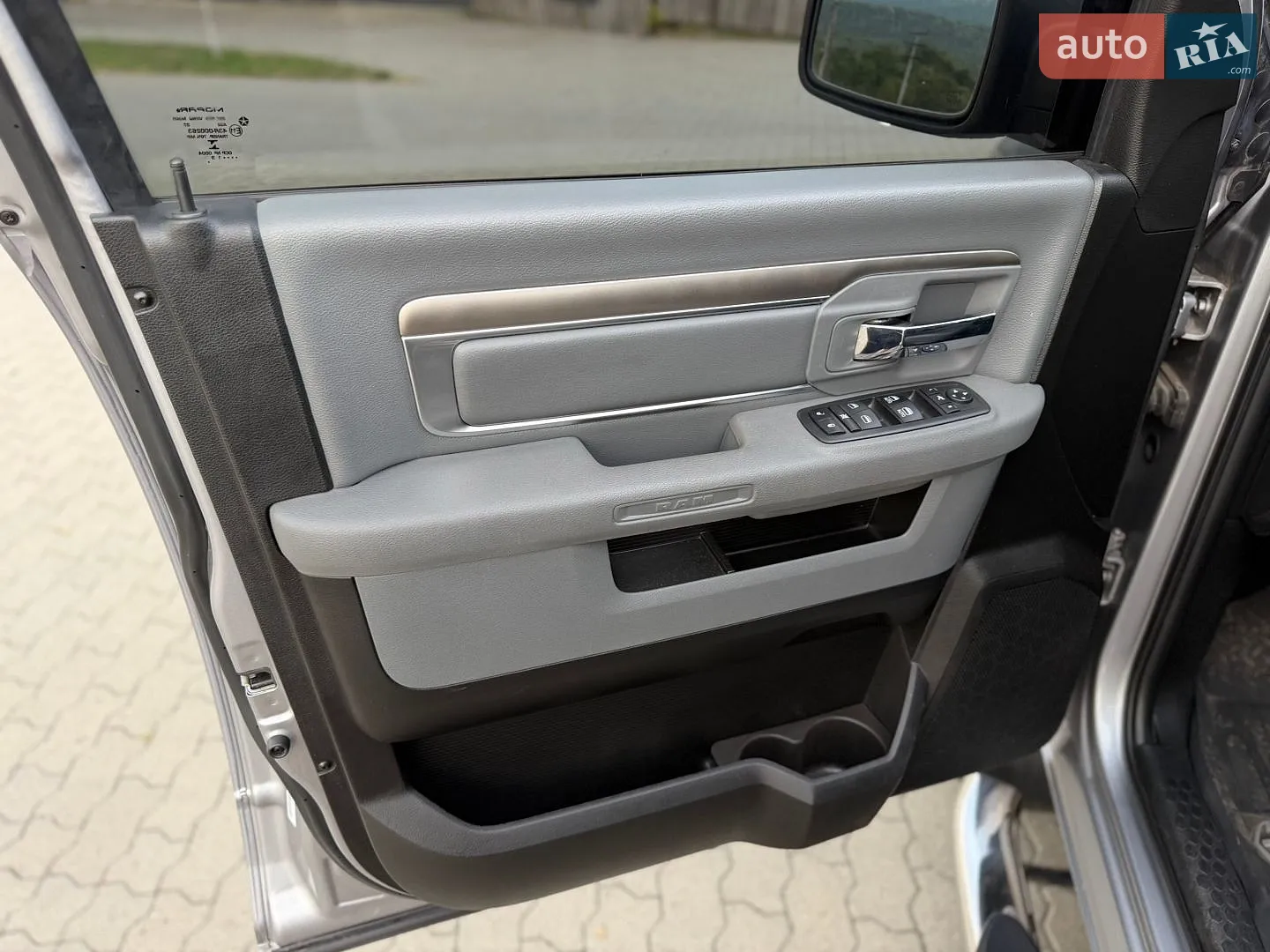 2019 RAM 1500 - мініатюра 33