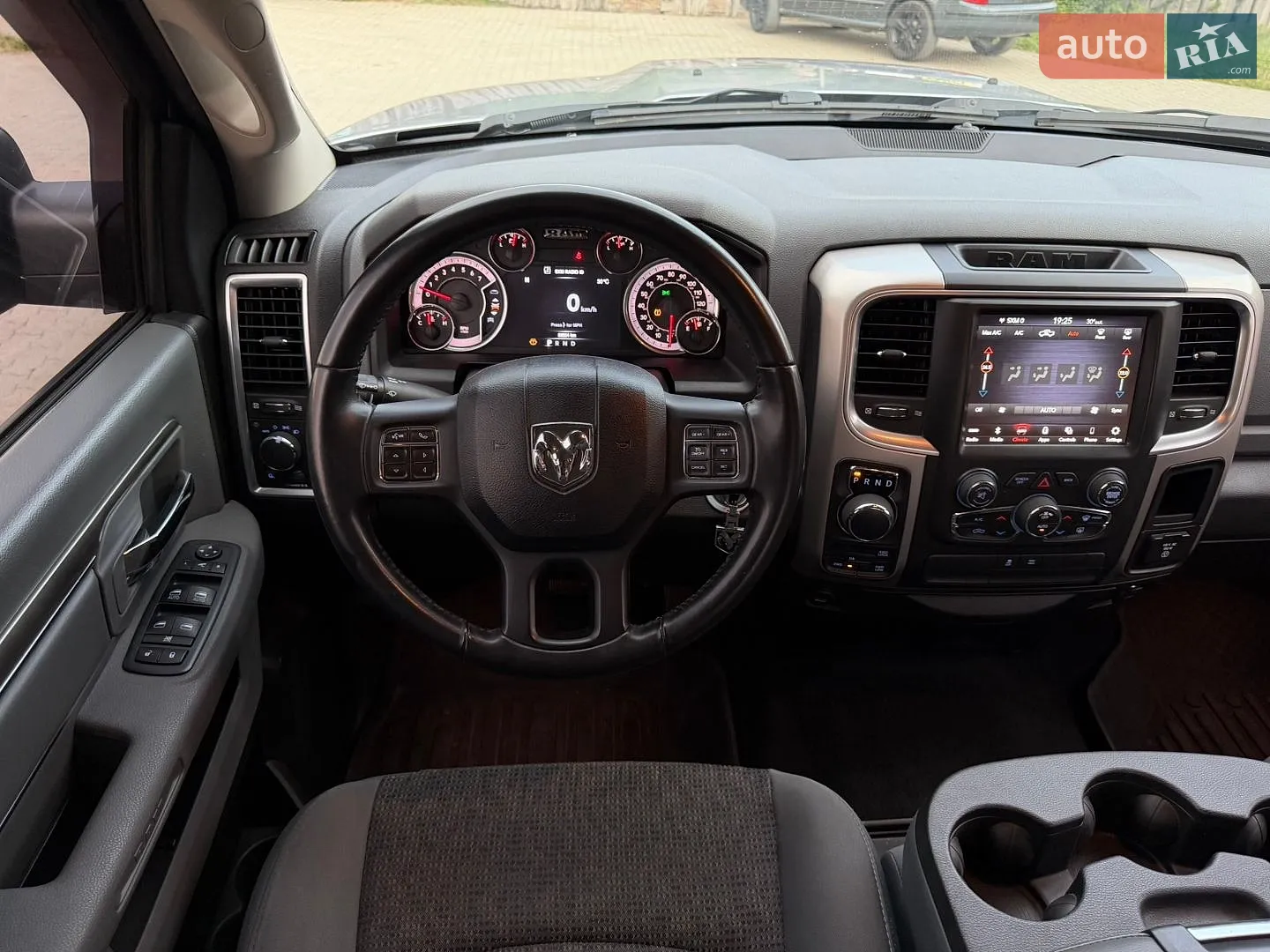 2019 RAM 1500 - мініатюра 49