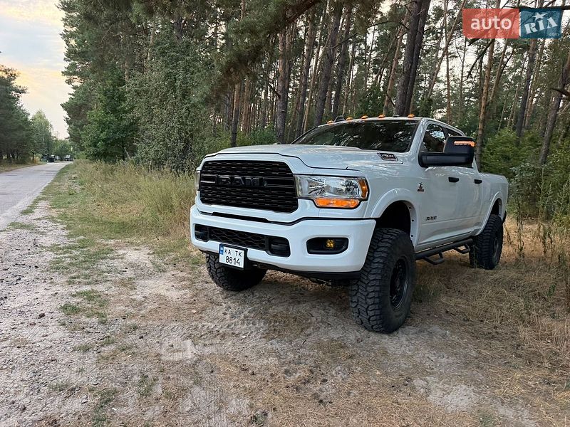 Пікап Ram 2500 2024 в Києві