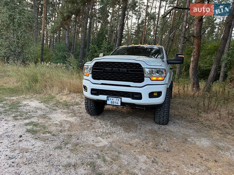 Пікап Ram 2500 2024 в Києві