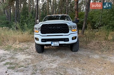 Пікап Ram 2500 2024 в Києві