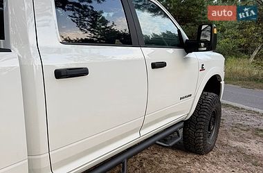 Пікап Ram 2500 2024 в Києві