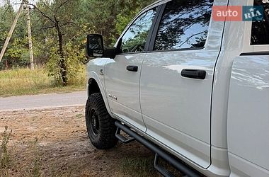Пікап Ram 2500 2024 в Києві