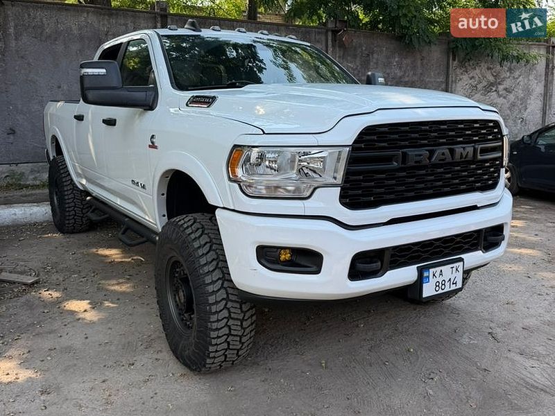 Пікап Ram 2500 2024 в Києві