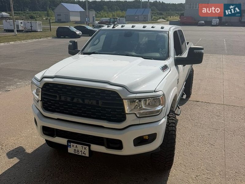 Пікап Ram 2500 2024 в Києві